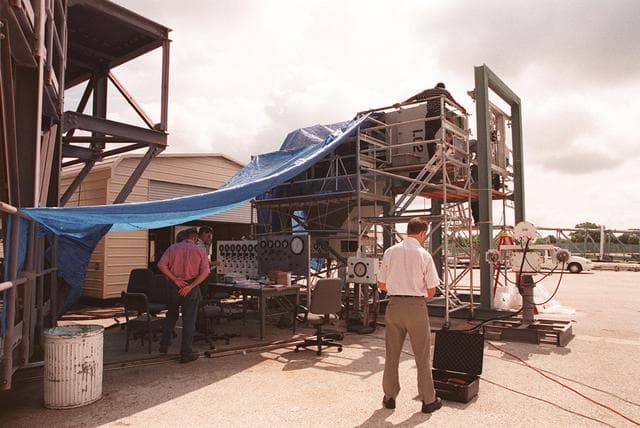 NASA image: KSC-99pp1070