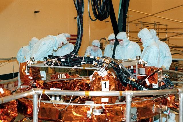 NASA image: KSC-99pp1095