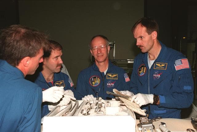 NASA image: KSC-99pp1103