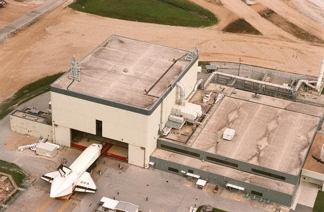 NASA image: KSC-99pp1134