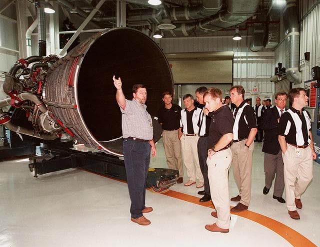 NASA image: KSC-99pp1153