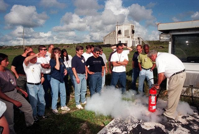 NASA image: KSC-99pp1158