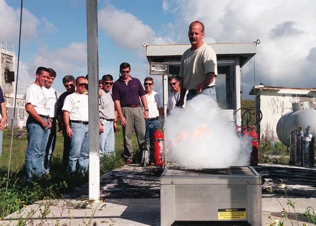 NASA image: KSC-99pp1160