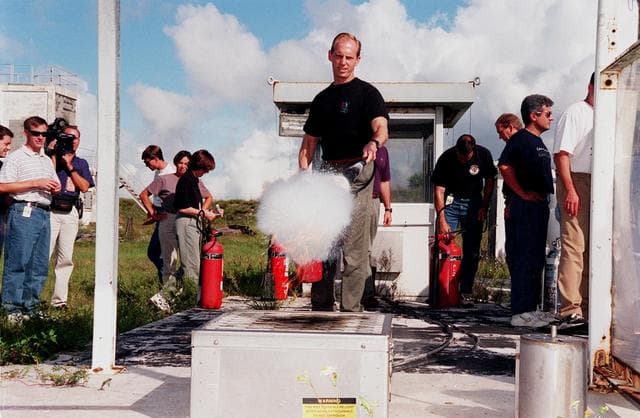 NASA image: KSC-99pp1164