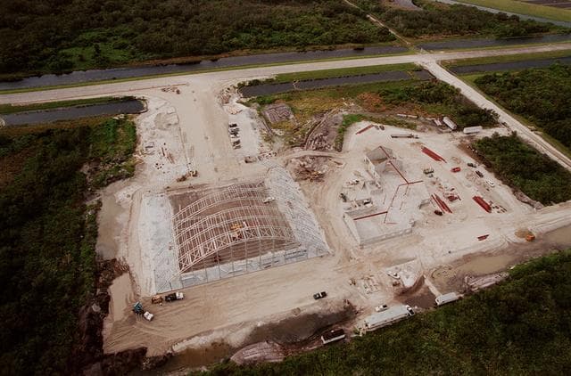 NASA image: KSC-99pp1209