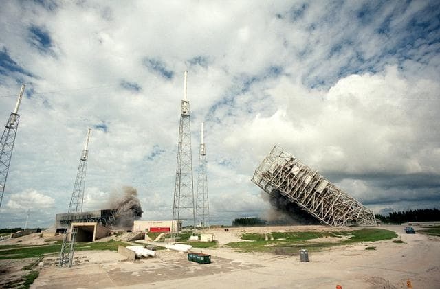 NASA image: KSC-99pp1240