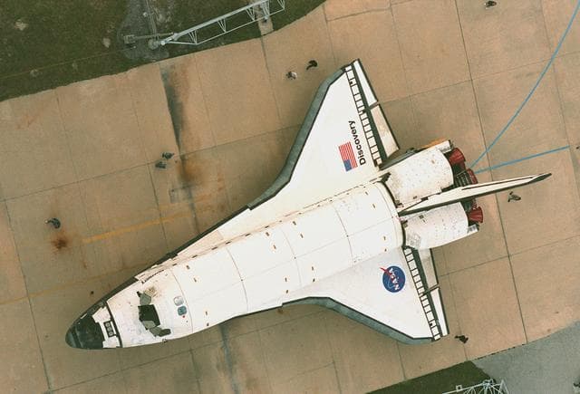 NASA image: KSC-99pp1280