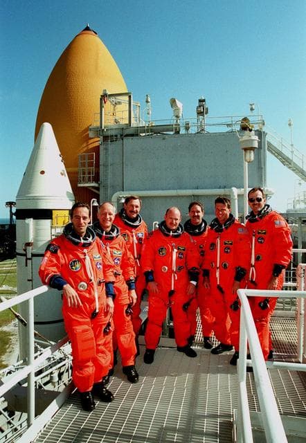 NASA image: KSC-99pp1342