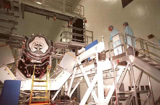 NASA image: KSC-99pp1378