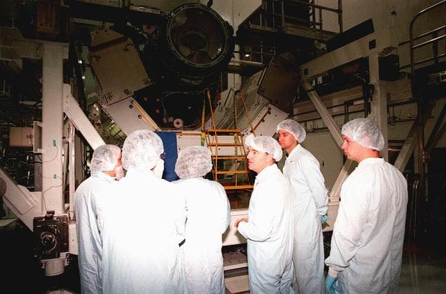 NASA image: KSC-99pp1379