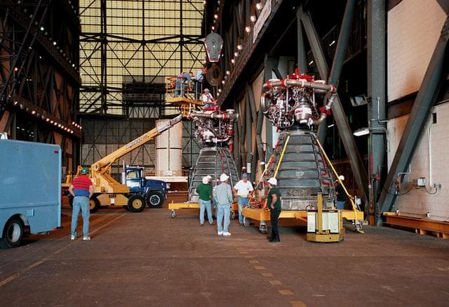 NASA image: KSC-99pp1400