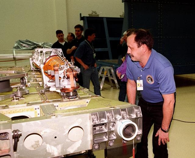 NASA image: KSC-99pp1423