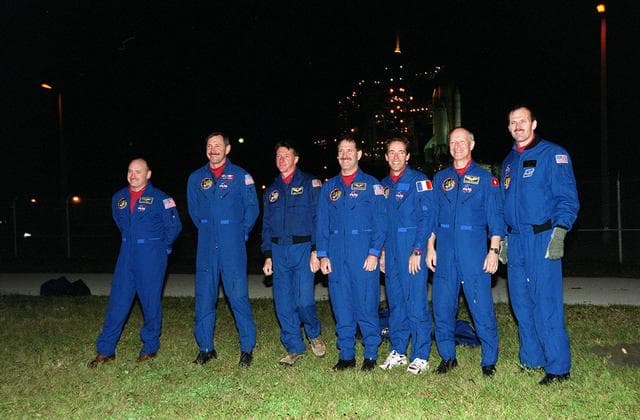 NASA image: KSC-99pp1433