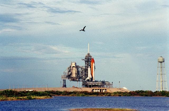 NASA image: KSC-99pp1439