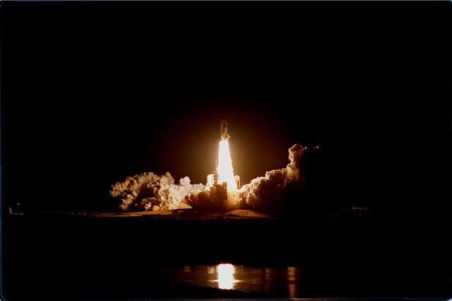 NASA image: KSC-99pp1472