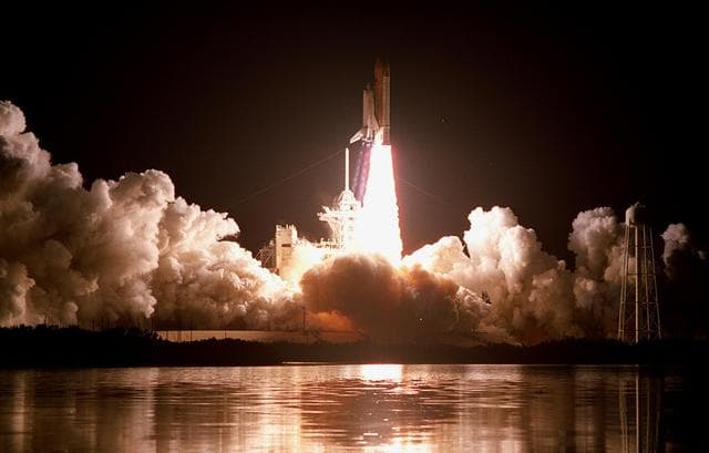 NASA image: KSC-99pp1477