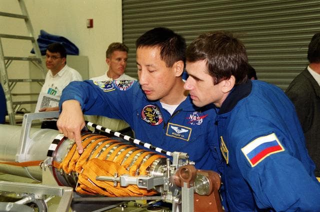 NASA image: KSC-99pp1491