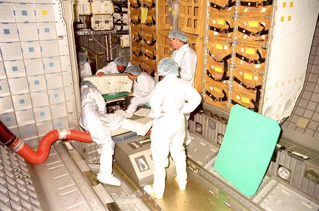 NASA image: KSC-99pp1496