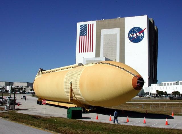 NASA image: KSC00padig096