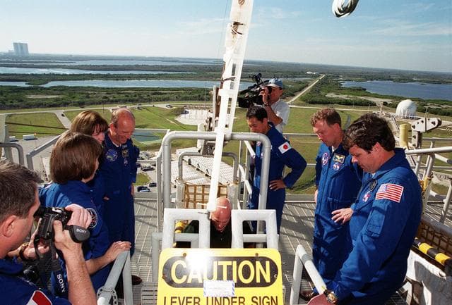 NASA image: KSC00pp0048