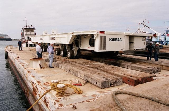 NASA image: KSC00pp0085