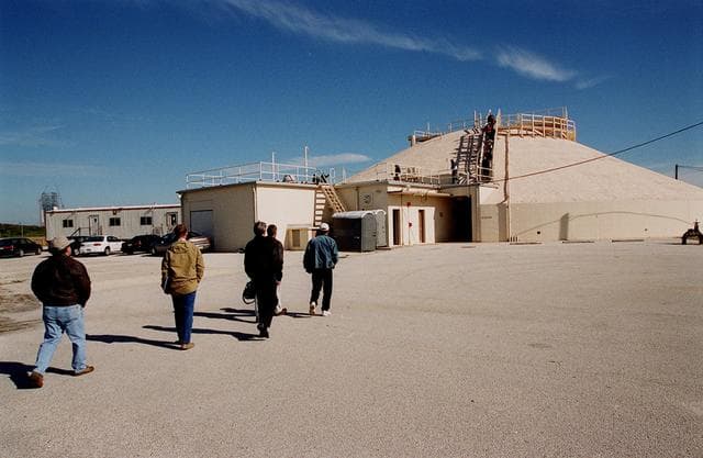 NASA image: KSC00pp0102