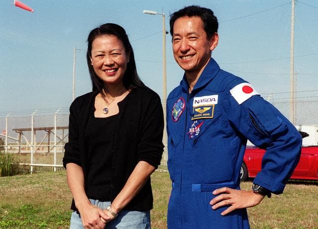 NASA image: KSC00pp0127