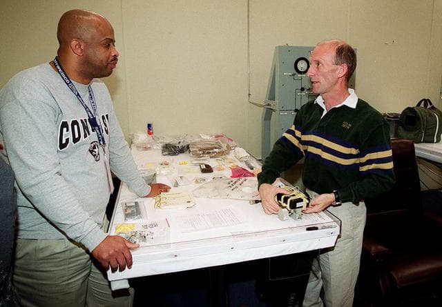 NASA image: KSC00pp0199