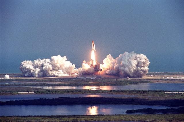 NASA image: KSC00pp0214