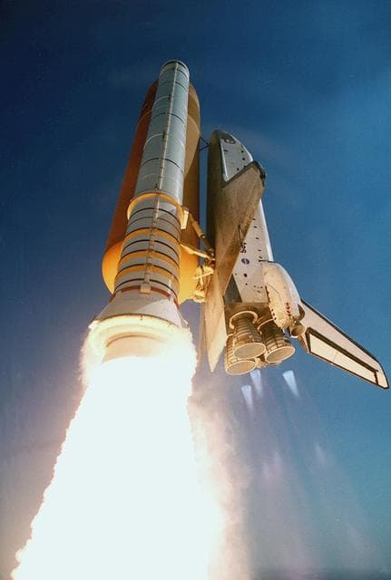NASA image: KSC00pp0230