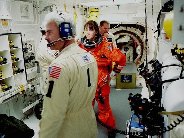 NASA image: KSC00pp0236