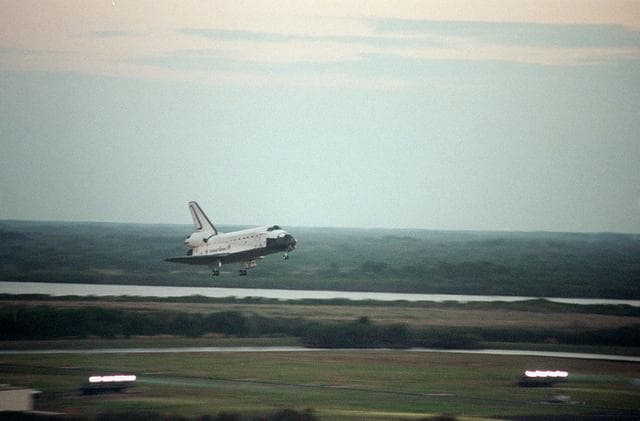 NASA image: KSC00pp0250