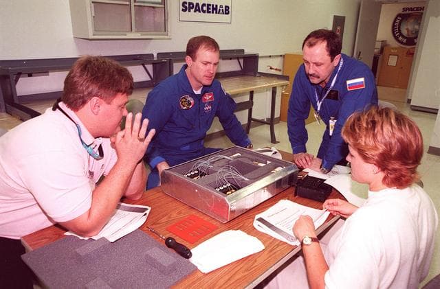 NASA image: KSC00pp0273
