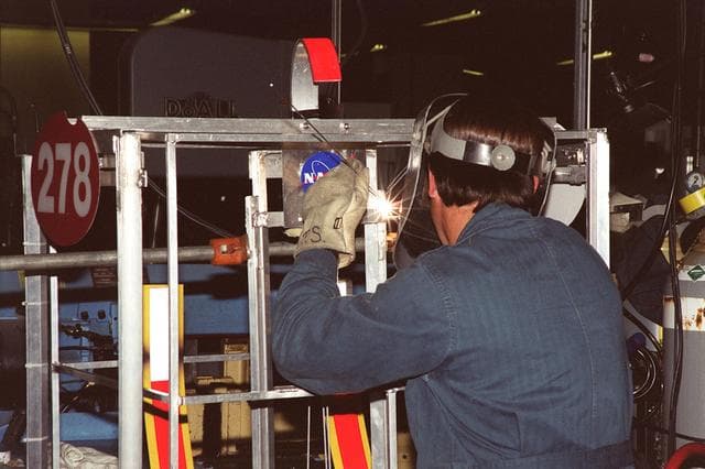 NASA image: KSC00pp0335