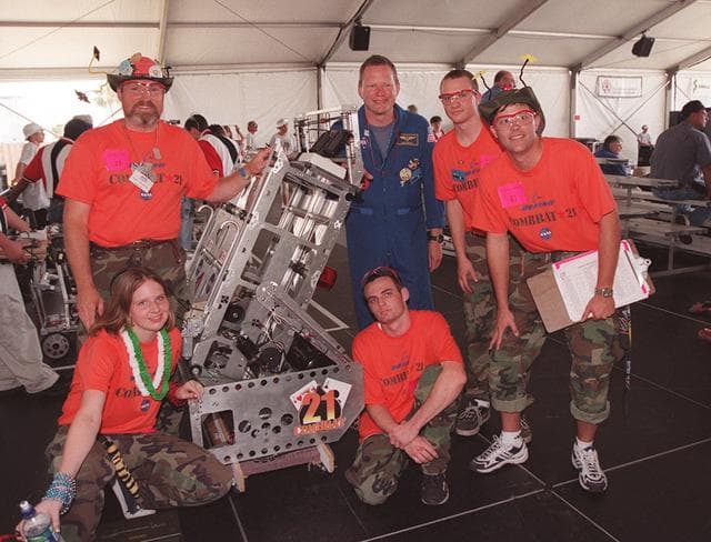 NASA image: KSC00pp0339