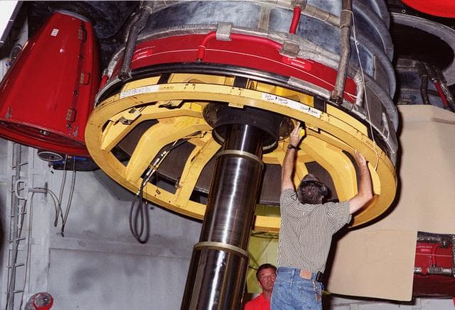 NASA image: KSC00pp0378
