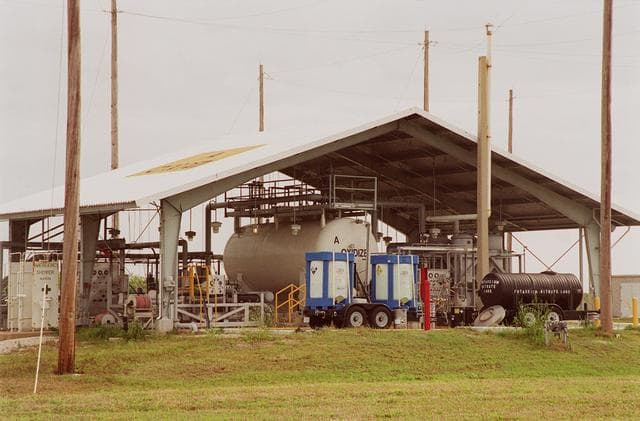 NASA image: KSC00pp0449