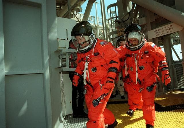 NASA image: KSC00pp0478