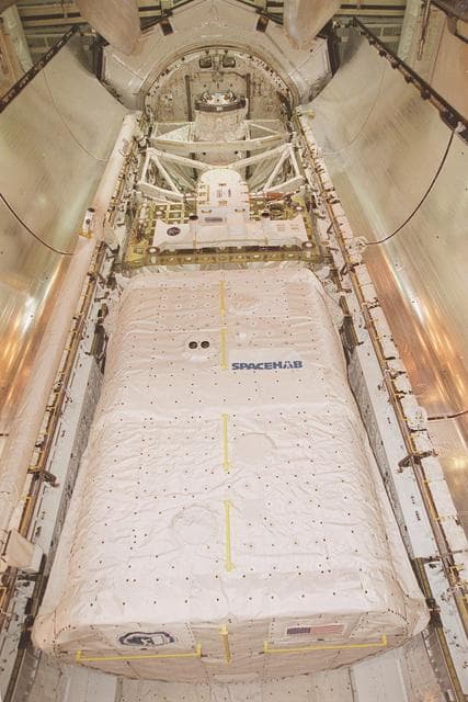 NASA image: KSC00pp0491