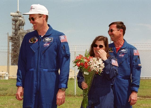 NASA image: KSC00pp0549