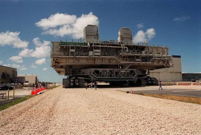 NASA image: KSC00pp0717