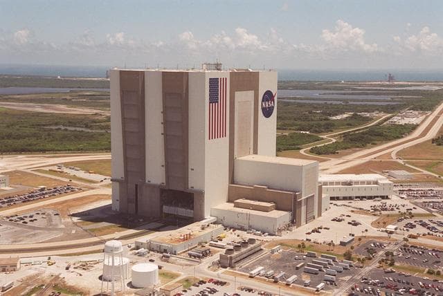 NASA image: KSC00pp0734