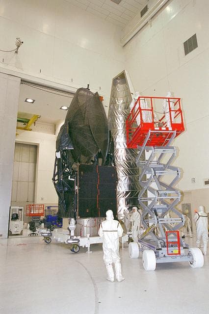 NASA image: KSC00pp0751