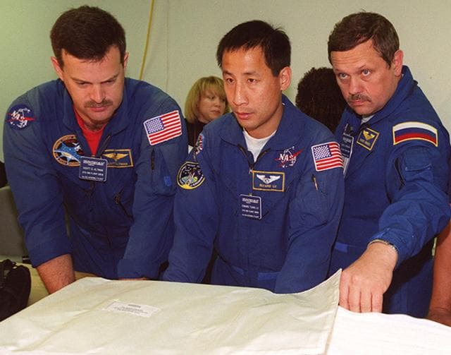 NASA image: KSC00pp0786