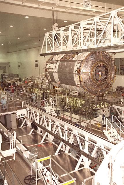 NASA image: KSC00pp0802