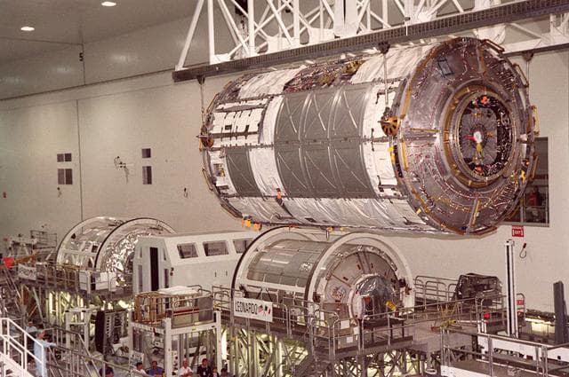 NASA image: KSC00pp0806