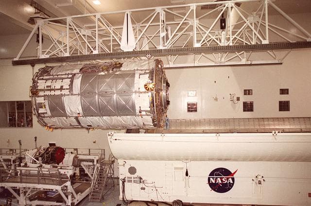 NASA image: KSC00pp0808