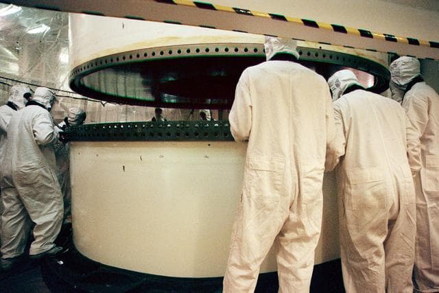 NASA image: KSC00pp0811