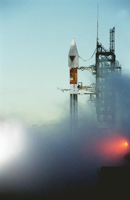 NASA image: KSC00pp0823