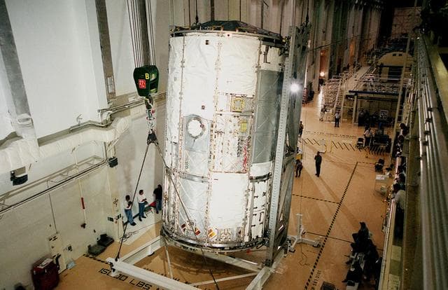 NASA image: KSC00pp0838